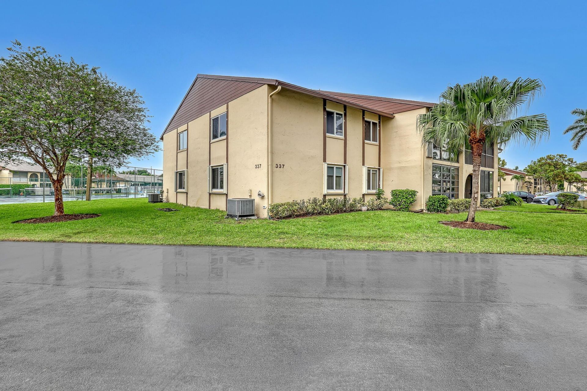 337 Pine Ridge Circle, Unit A-1, Greenacres, FL 33463 Photo