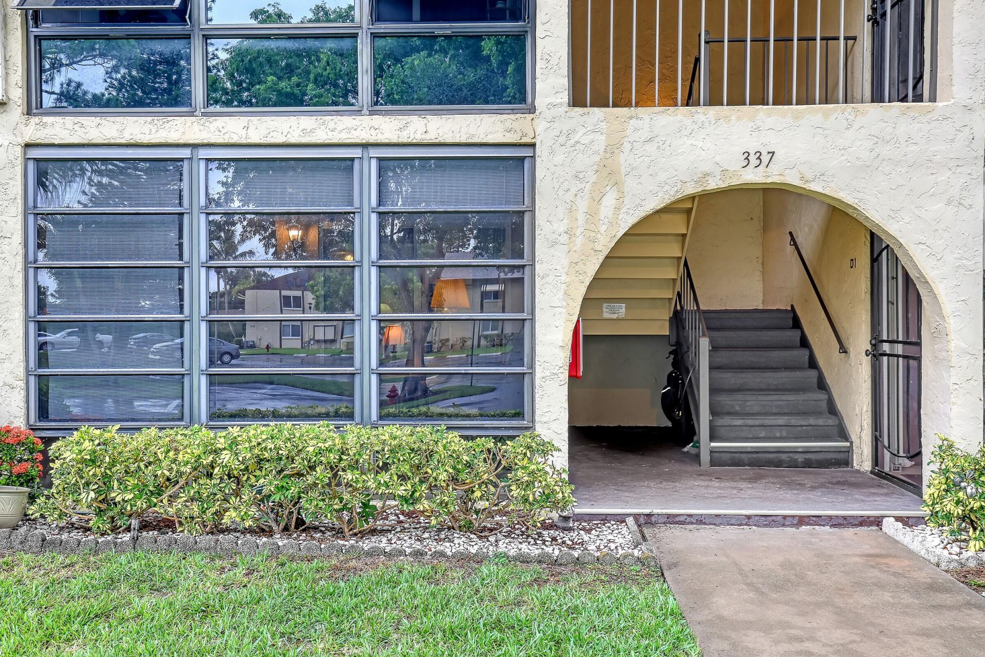 337 Pine Ridge Circle, Unit A-1, Greenacres, FL 33463 Photo