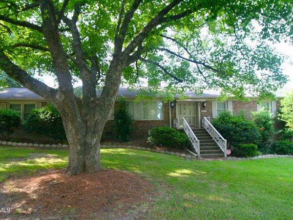 2911 U.S. 64 , Plymouth, NC 27962