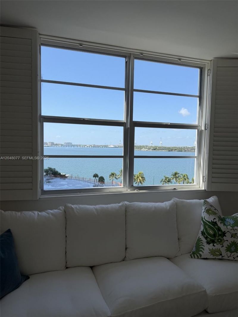 5 Island Ave, Unit 8H, Miami Beach, FL 33139 Photo