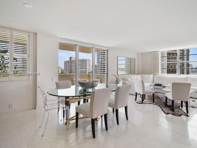 5 Island Ave, Unit 8H, Miami Beach, FL 33139 Photo