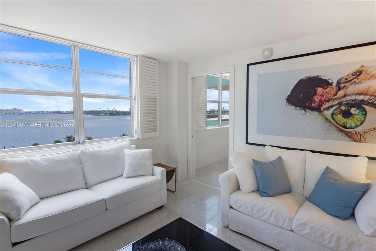 5 Island Ave, Unit 8H, Miami Beach, FL 33139 Photo