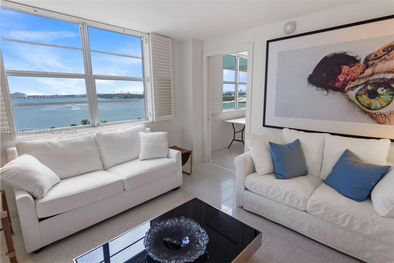 5 Island Ave, Unit 8H, Miami Beach, FL 33139 Photo