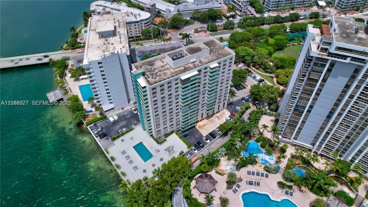 5 Island Ave, Unit 8H, Miami Beach, FL 33139 Photo