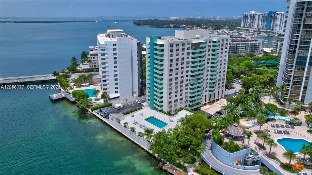 5 Island Ave, Unit 8H, Miami Beach, FL 33139 Photo