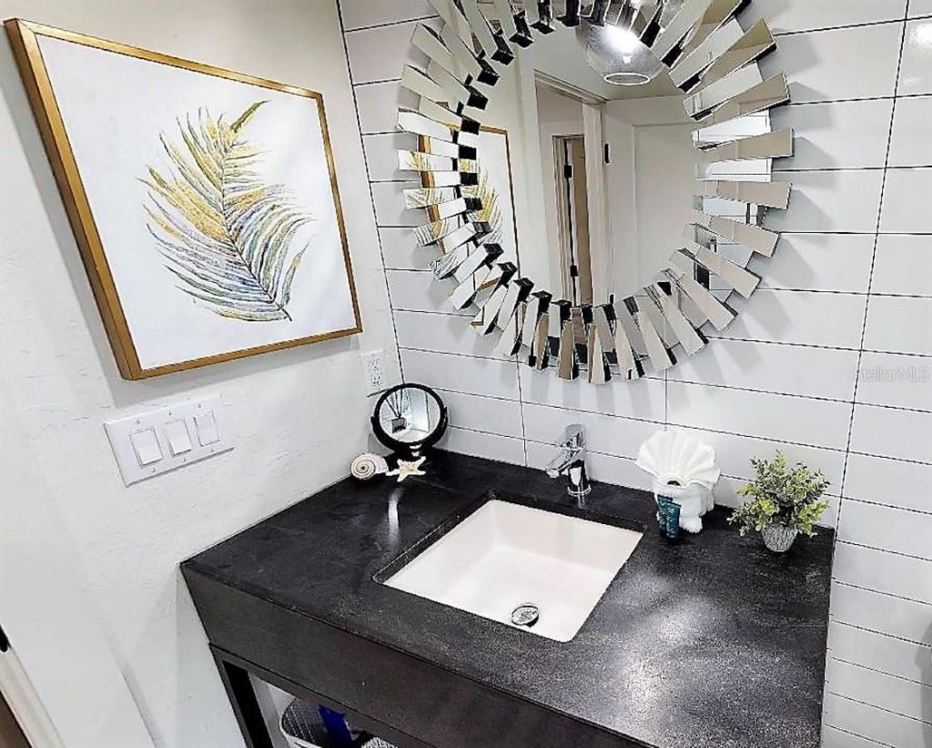 1912 Morrill , Unit 1916, Sarasota, FL 34236 Photo