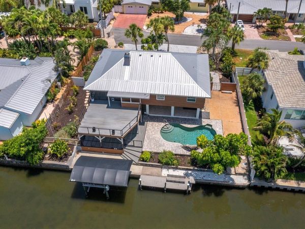 521 CUMMINGS STREET , SARASOTA, FL 34242
