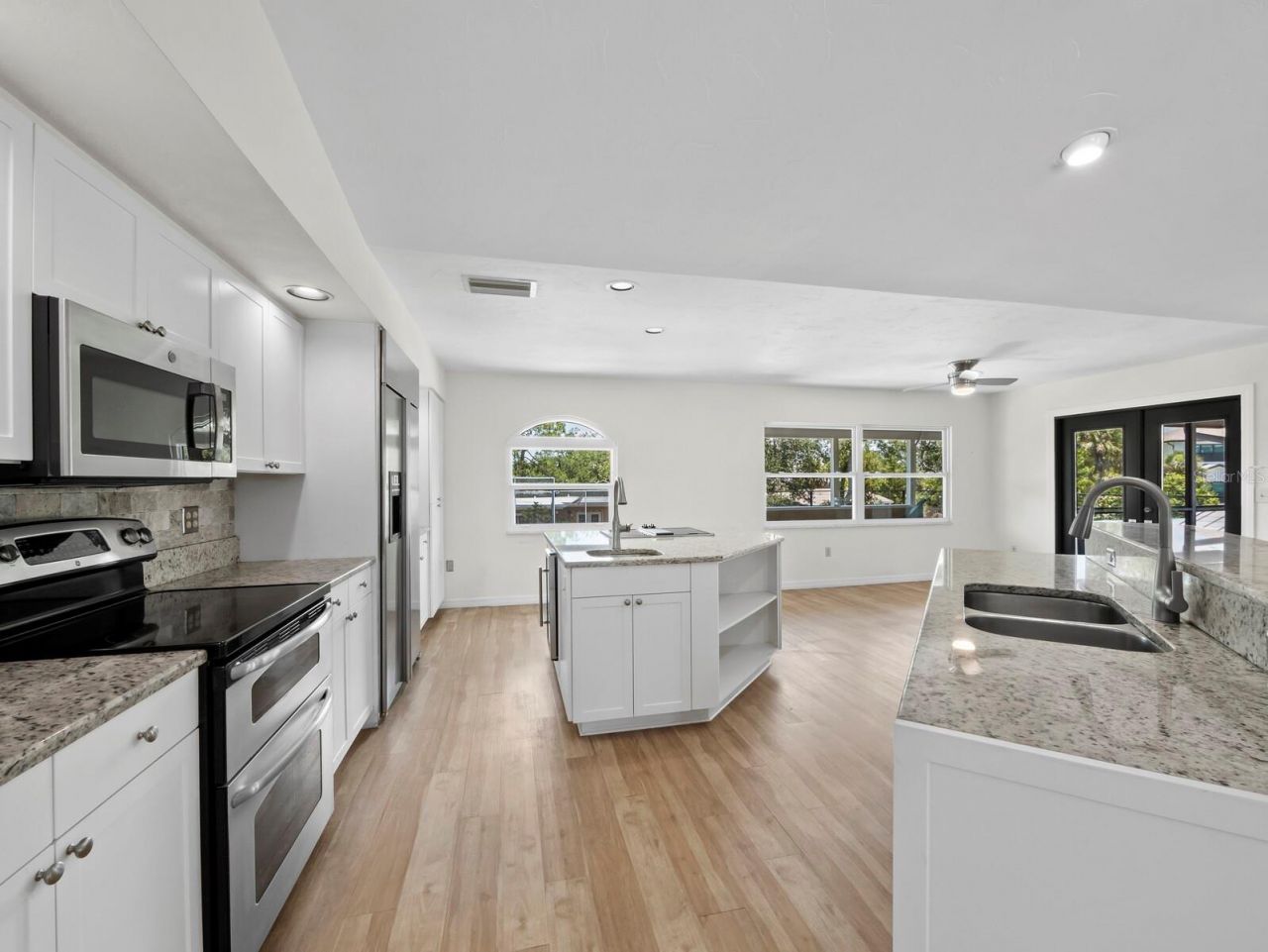 521 Cummings Street, Sarasota, FL 34242 Photo