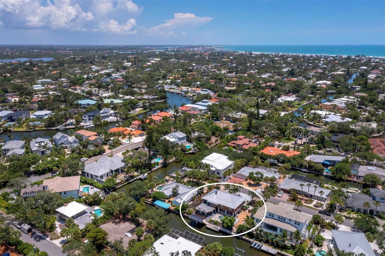 521 Cummings Street, Sarasota, FL 34242 Photo
