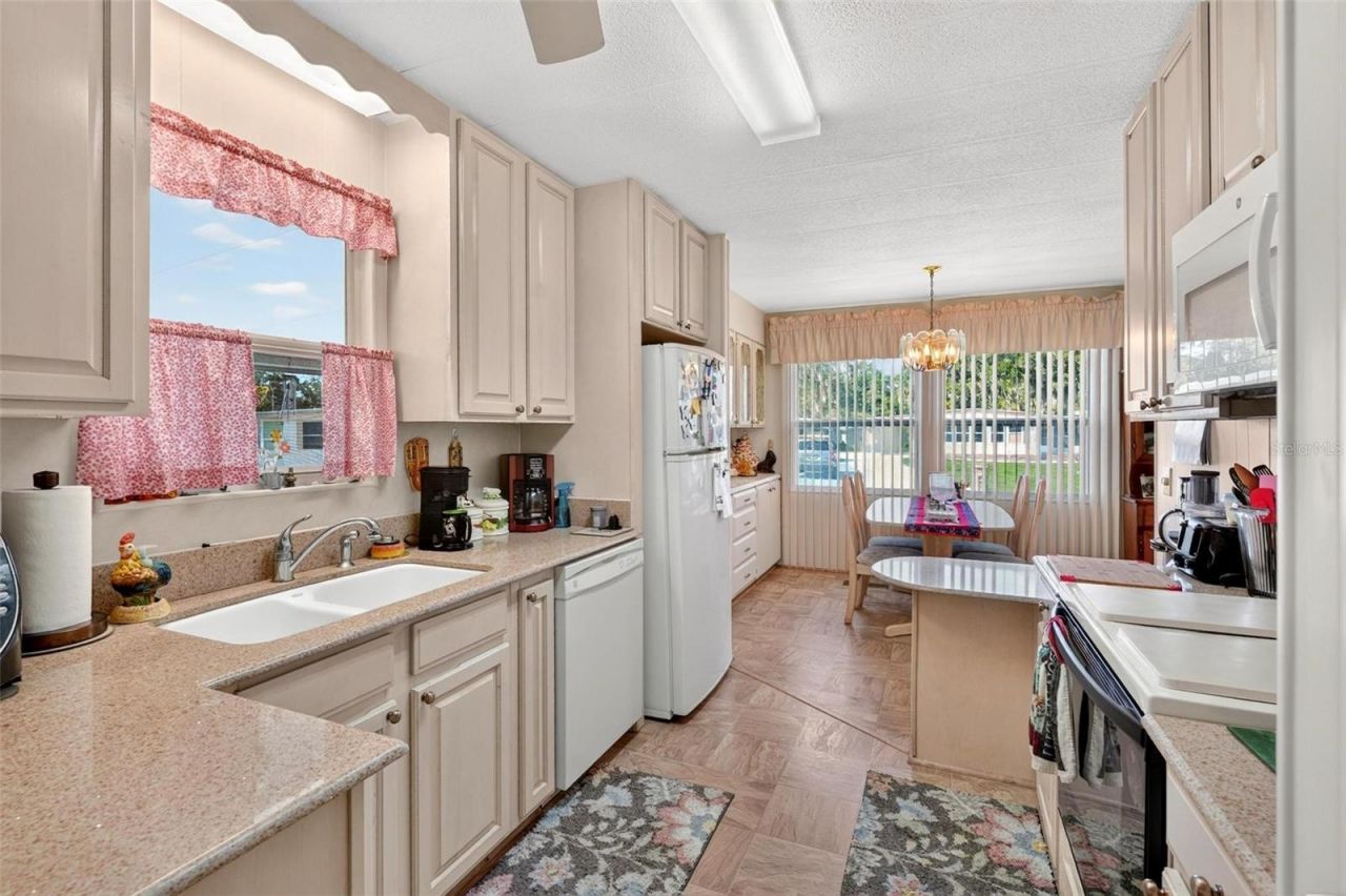 141 Azalea Trail , Leesburg, FL 34748 Photo