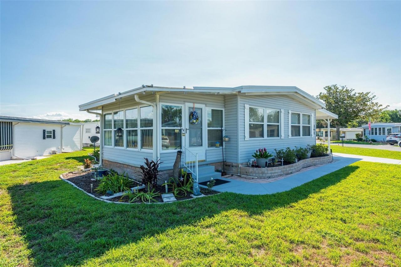 141 Azalea Trail , Leesburg, FL 34748 Photo