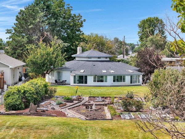 813 S Sycamore, Moses Lake, WA 98837