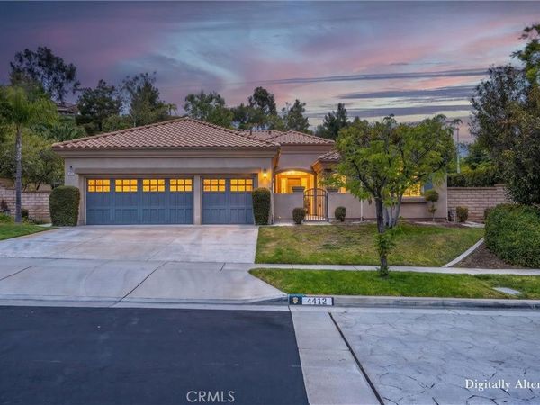 4412 Signature Dr, Corona, CA 92883