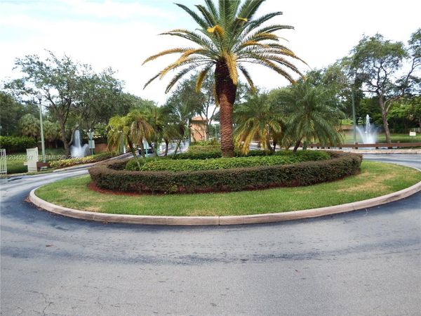 4943 Leeward Ln, Unit 3204, Dania Beach, FL 33312