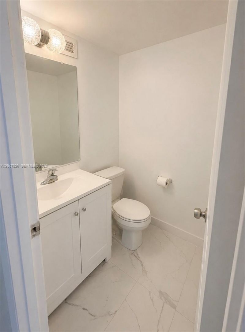 801 Three Islands Blvd, Unit 107, Hallandale Beach, FL 33009 Photo