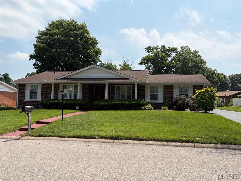 5303 River Aire Drive , Godfrey, IL 62035 Main Photo