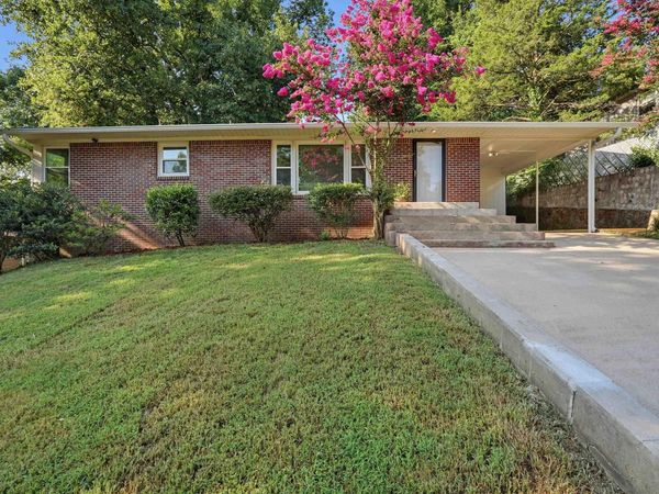 97 Indian Trail, Little Rock, AR 72207