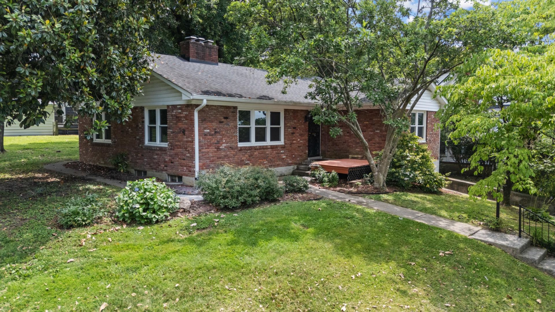 19 Ashmore Drive, Frankfort, KY 40601 Main Photo