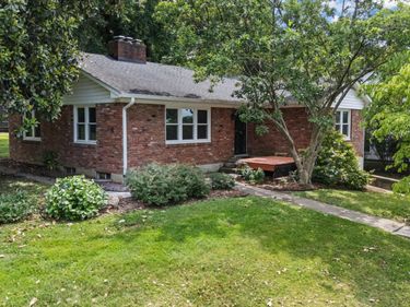 19 Ashmore Drive, Frankfort, KY 40601