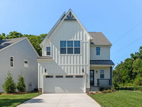 312 McKennell Dr , Nashville, TN 37206