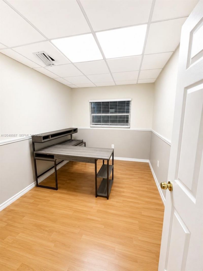 10680 NW 123rd St Rd , Unit 104, Medley, FL 33178 Photo