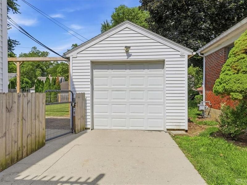 2148 Broadway Street, Springfield, OH 45504 Photo 37