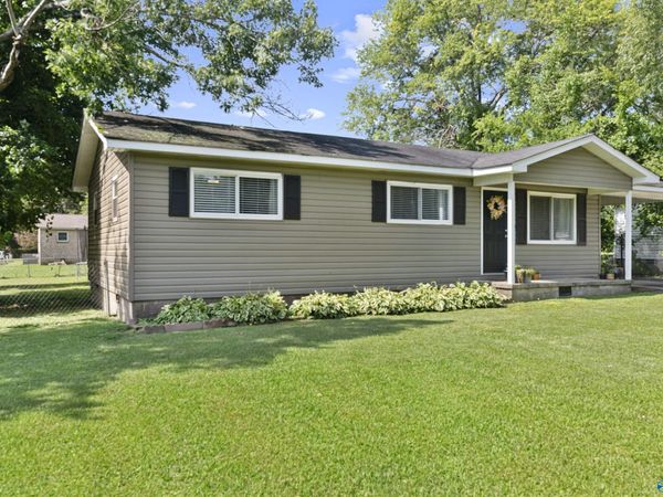506 Pennylane Street SE, Hartselle, AL 35640