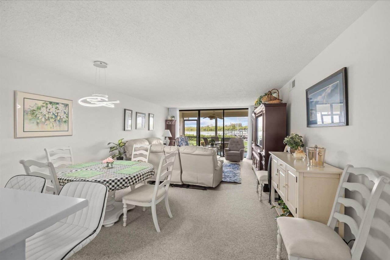 3100 SE Pruitt Road, Unit H105, Port Saint Lucie, FL 34952 Photo