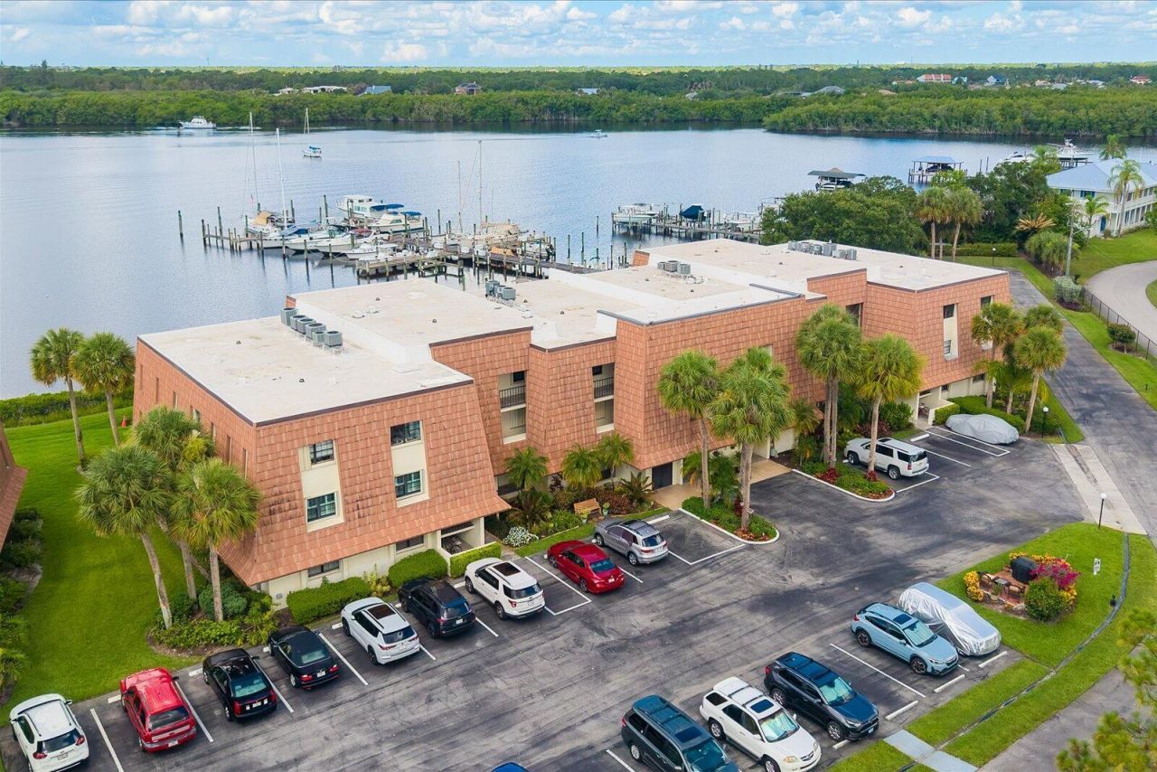 3100 SE Pruitt Road, Unit H105, Port Saint Lucie, FL 34952 Photo