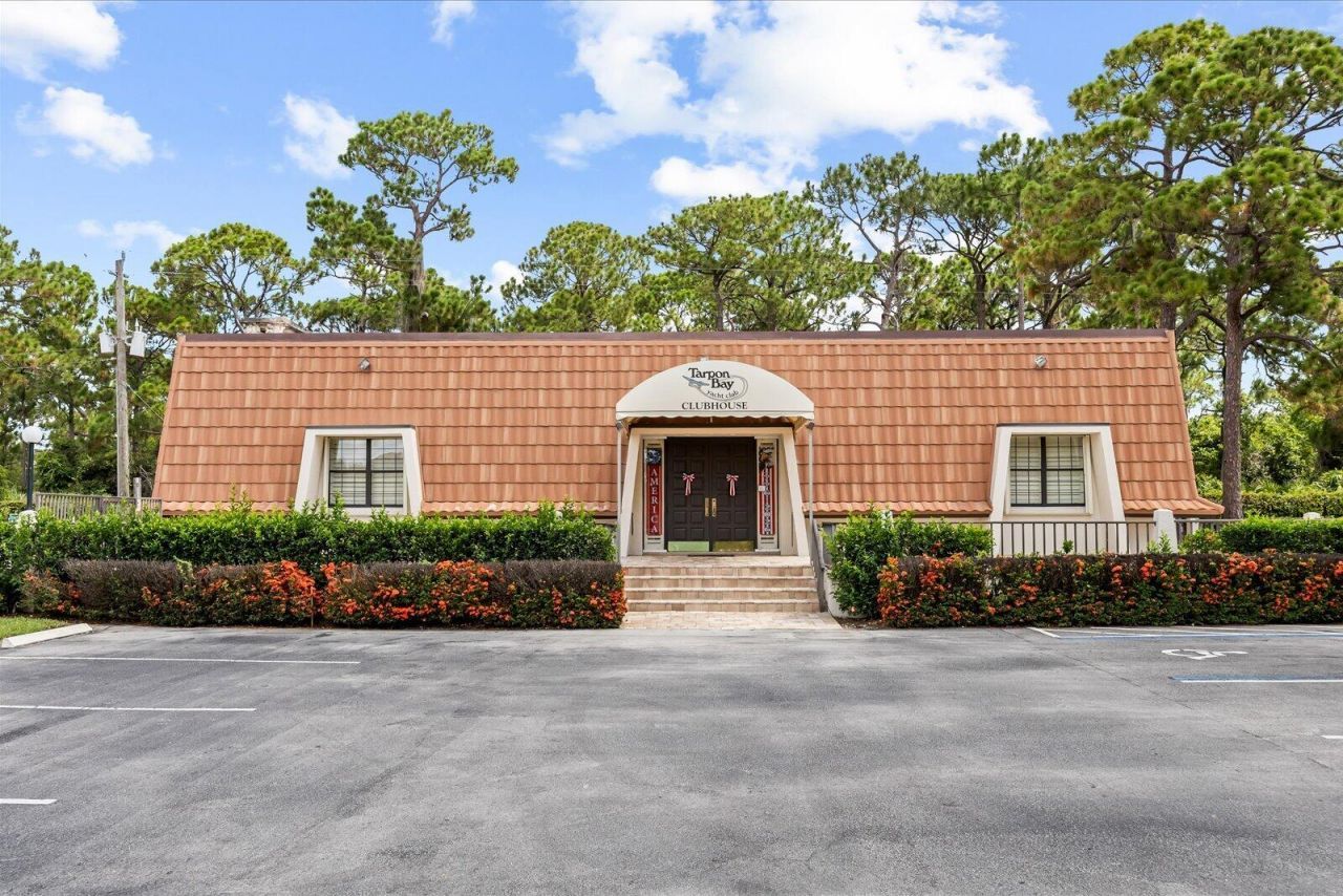 3100 SE Pruitt Road, Unit H105, Port Saint Lucie, FL 34952 Photo