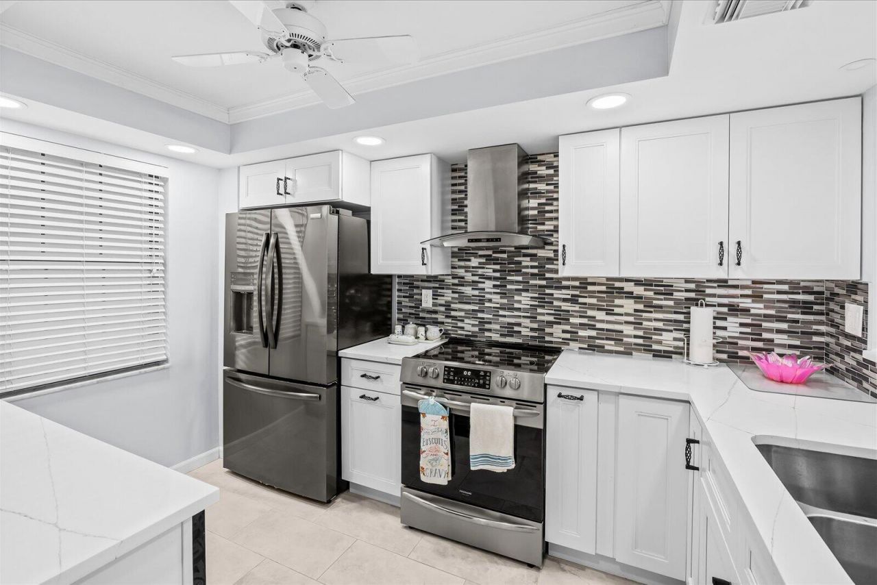 3100 SE Pruitt Road, Unit H105, Port Saint Lucie, FL 34952 Photo