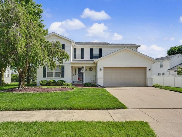 206 E Tomaras Avenue , Savoy, IL 61874