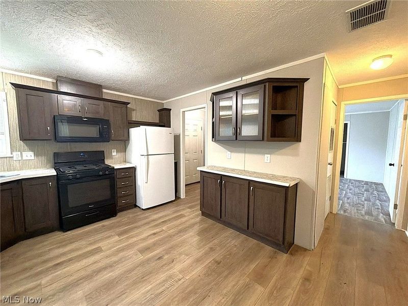 144 Virginia Avenue, Elyria, OH 44035 Photo 5
