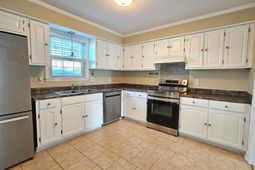 159 Jefferson Place  photo 4