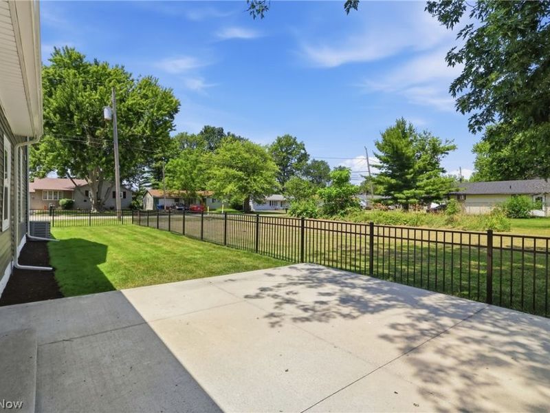 1055 Jackson Street, Vermilion, OH 44089 Photo 26