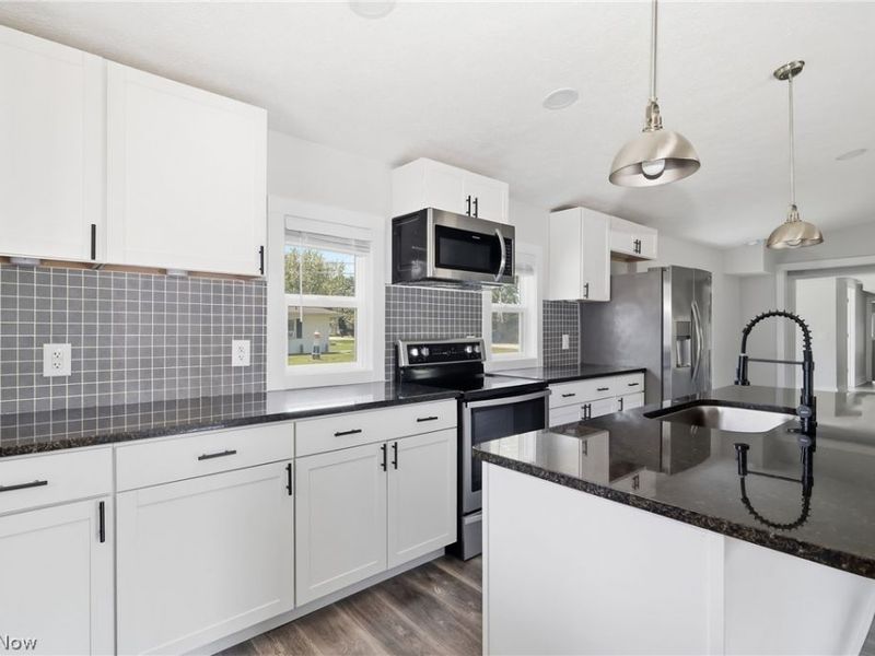 1055 Jackson Street, Vermilion, OH 44089 Photo 7