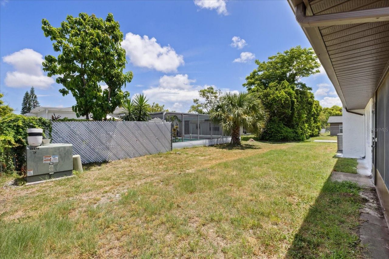 7025 Kingsway Drive, Port Richey, FL 34668 Photo