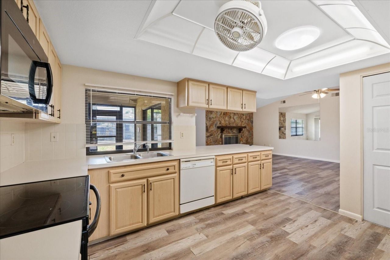 7025 Kingsway Drive, Port Richey, FL 34668 Photo