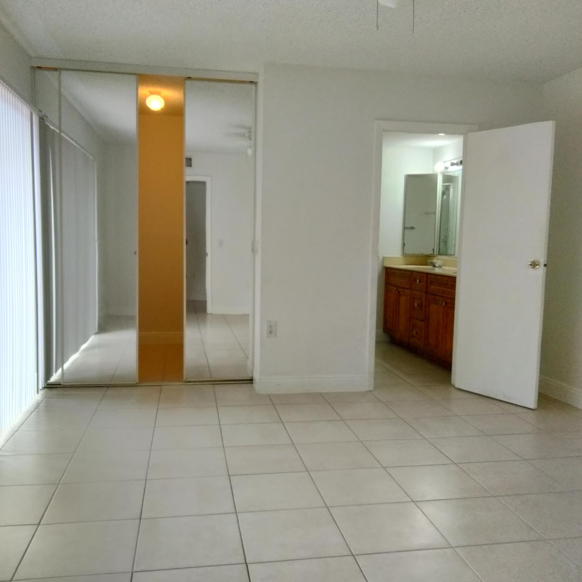729 Mill Valley Place, West Palm Beach, FL 33409 Photo