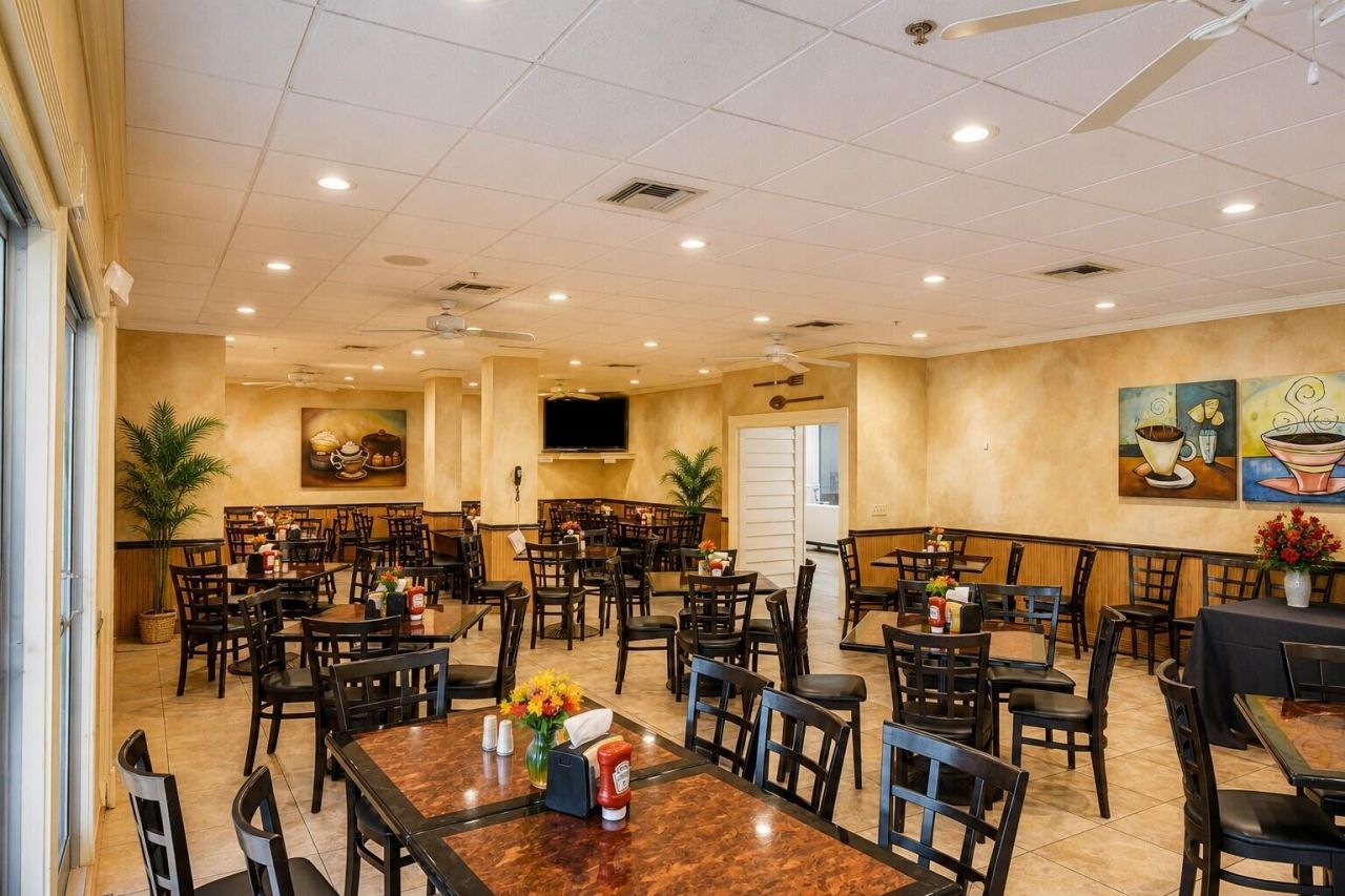 10039 53rd Way S, Unit 2303, Boynton Beach, FL 33437 Photo