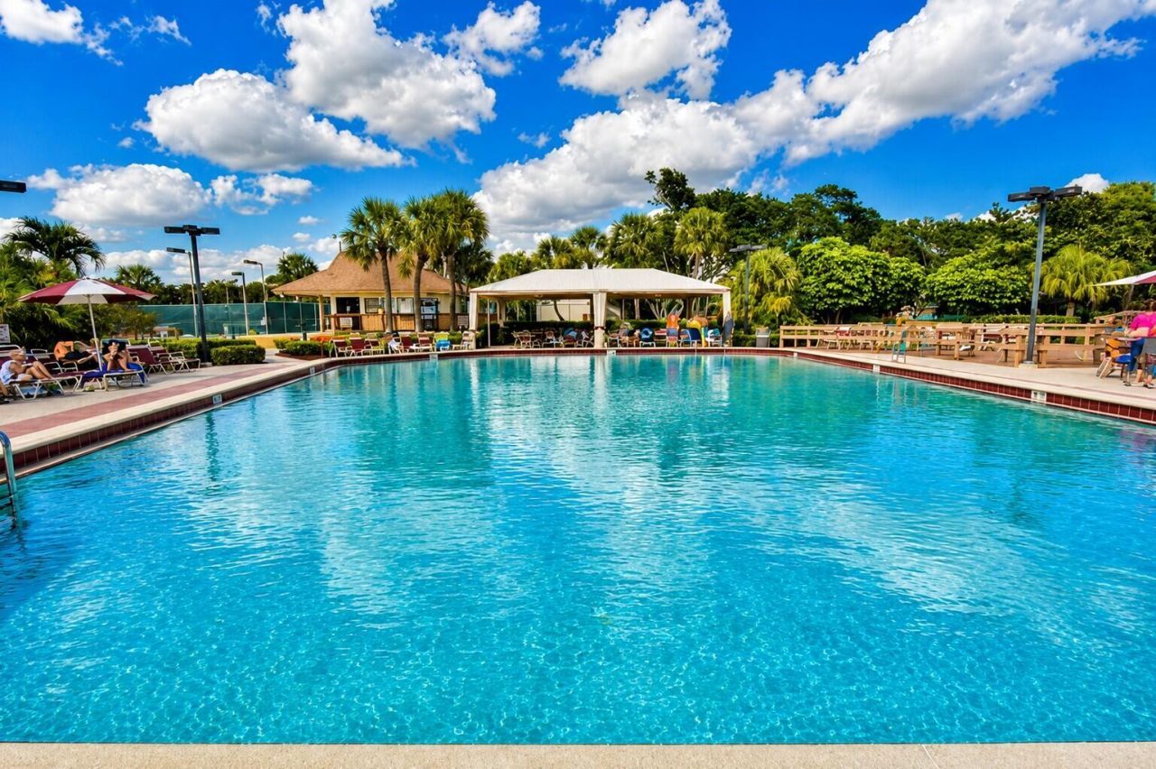 10039 53rd Way S, Unit 2303, Boynton Beach, FL 33437 Photo
