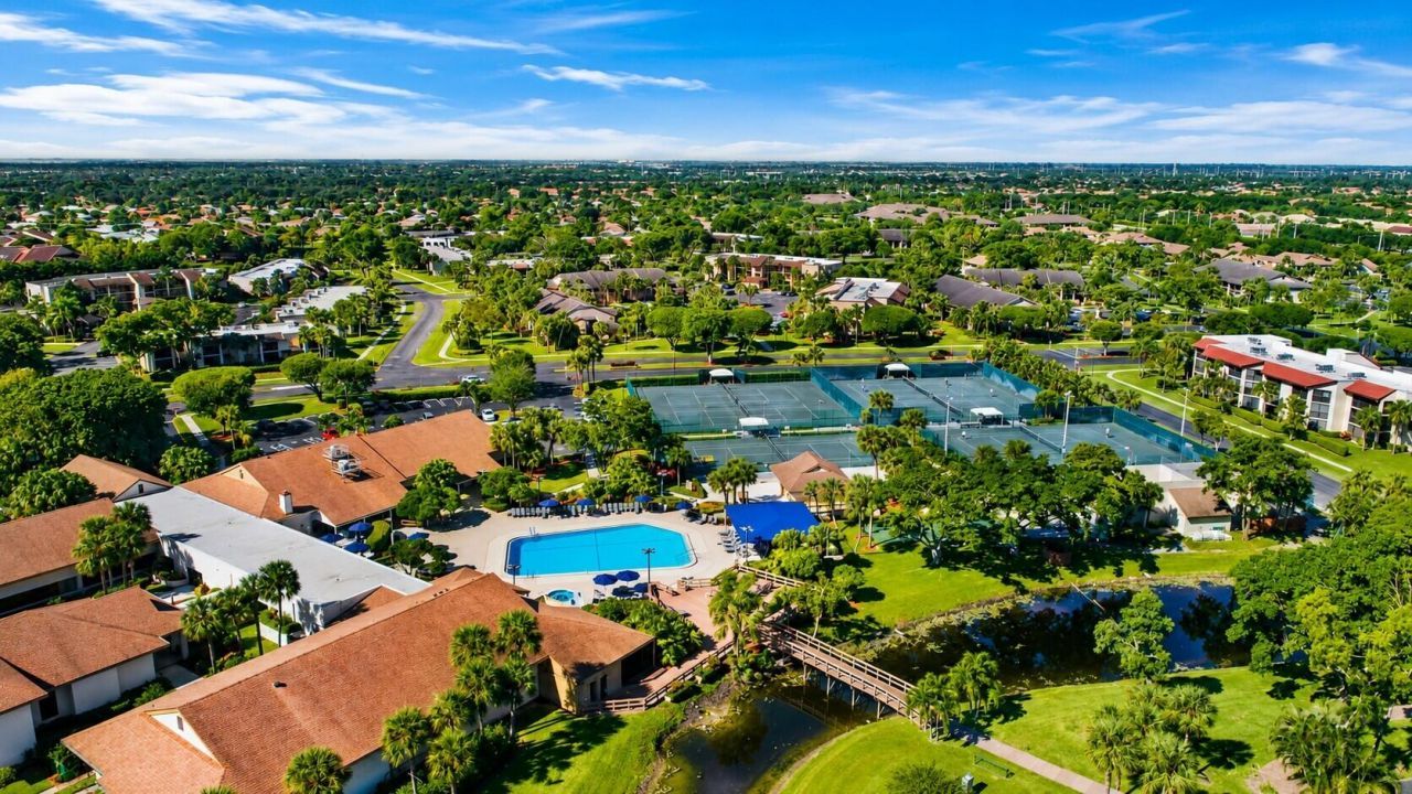 10039 53rd Way S, Unit 2303, Boynton Beach, FL 33437 Photo