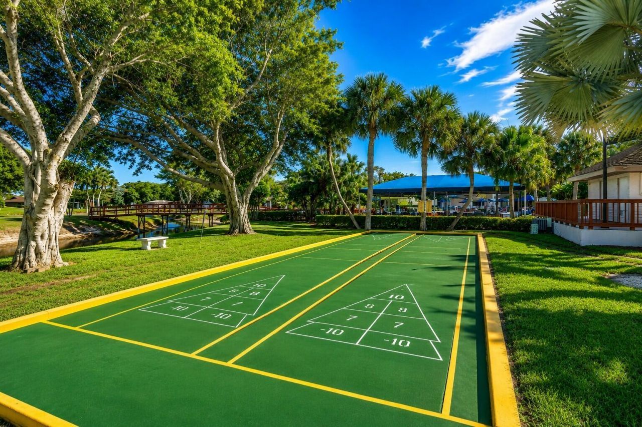 10039 53rd Way S, Unit 2303, Boynton Beach, FL 33437 Photo