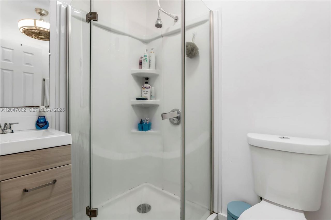 7630 Plantation Blvd, Miramar, FL 33023 Photo
