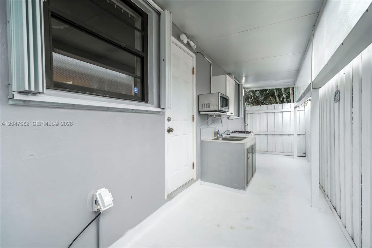 7630 Plantation Blvd , Miramar, FL 33023 Photo