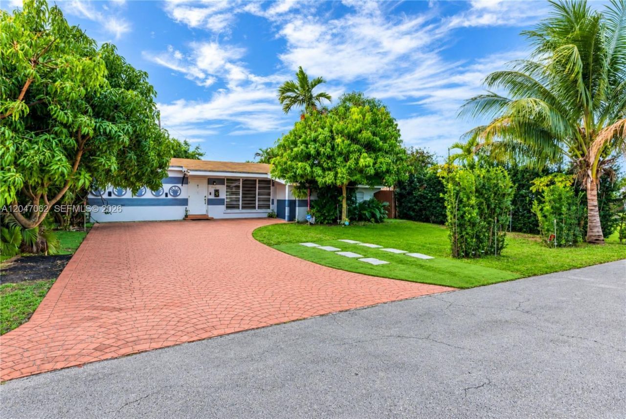 7630 Plantation Blvd, Miramar, FL 33023 Photo