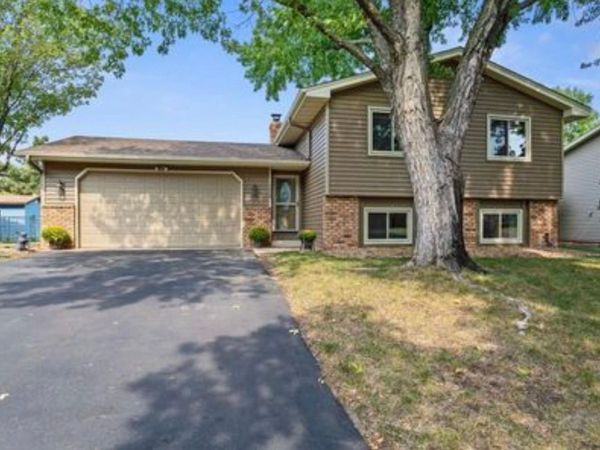 7518 Humboldt Circle N, Brooklyn Park, MN 55444
