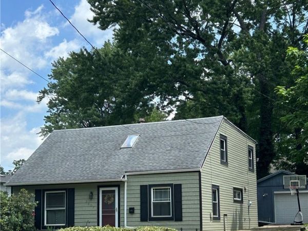 2337 Schubert Street , Cuyahoga Falls, OH 44221