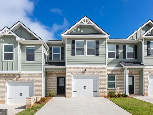 8318 Columbia Court, Palmetto, GA 30268
