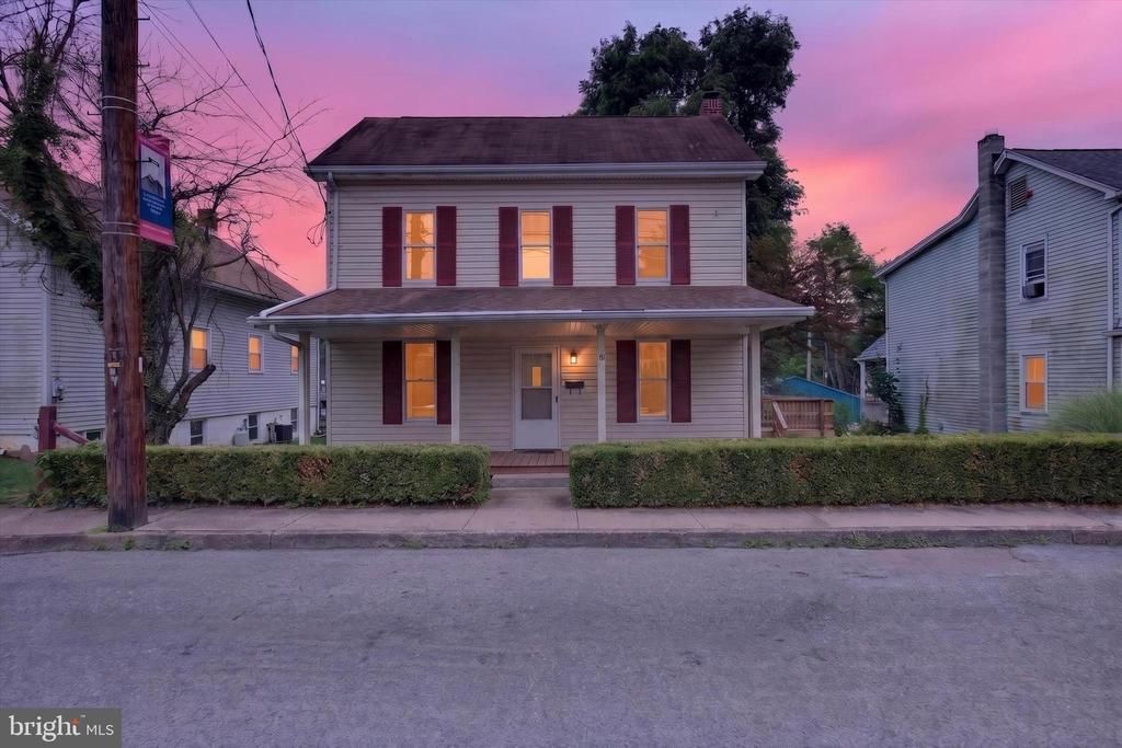 922 N HIGH STREET, DUNCANNON, PA 17020